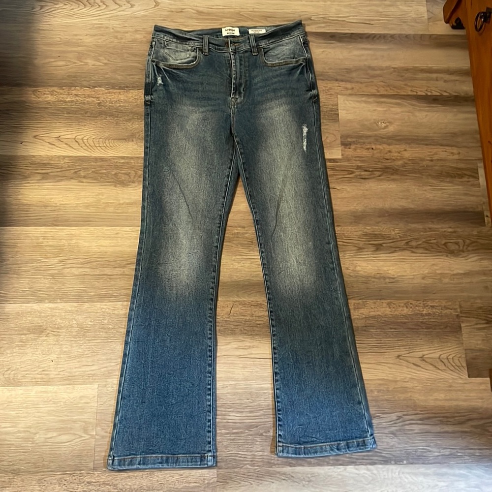 Kenzie high rise bootcut jeans!! Brand new and never worn!